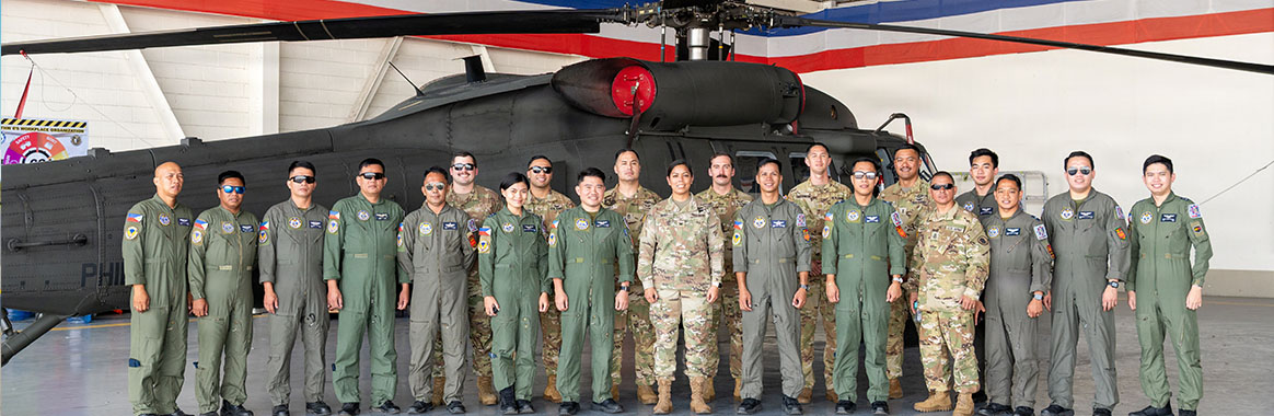 Hawaii, Philippine Aircrews Strengthen Partnership Through Flight